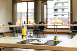 Tagungen & Meetings